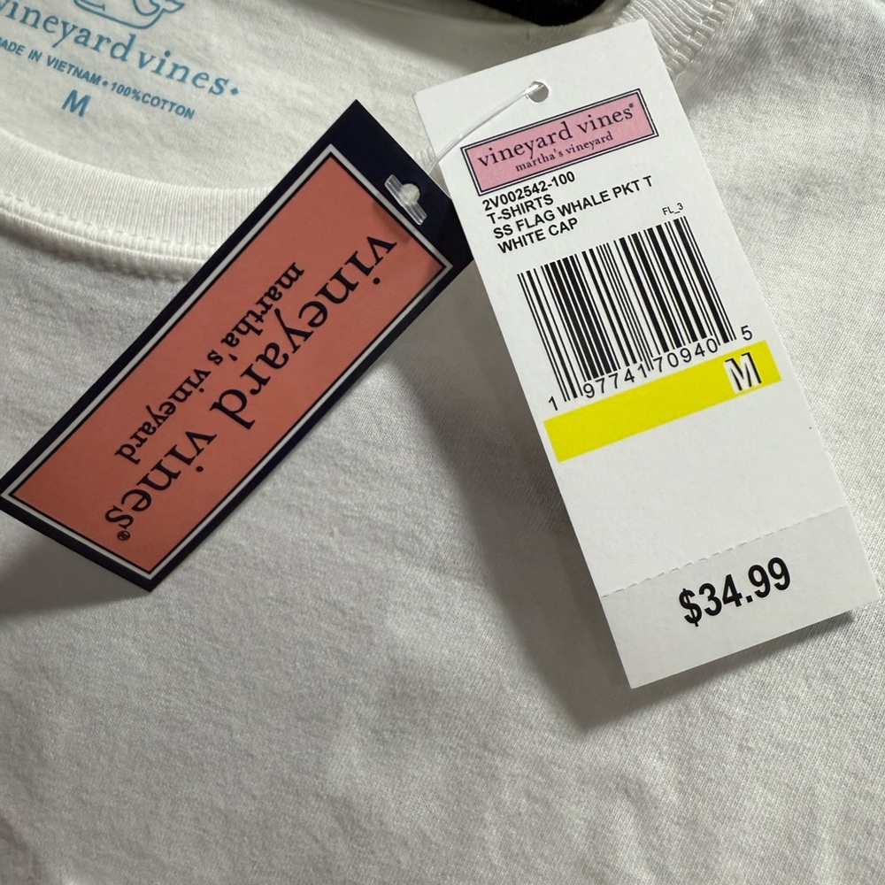 NWT Vineyard Vines Women's USA Flag Whale Short-Sleeve Pocket Tee - Picture 7 of 8